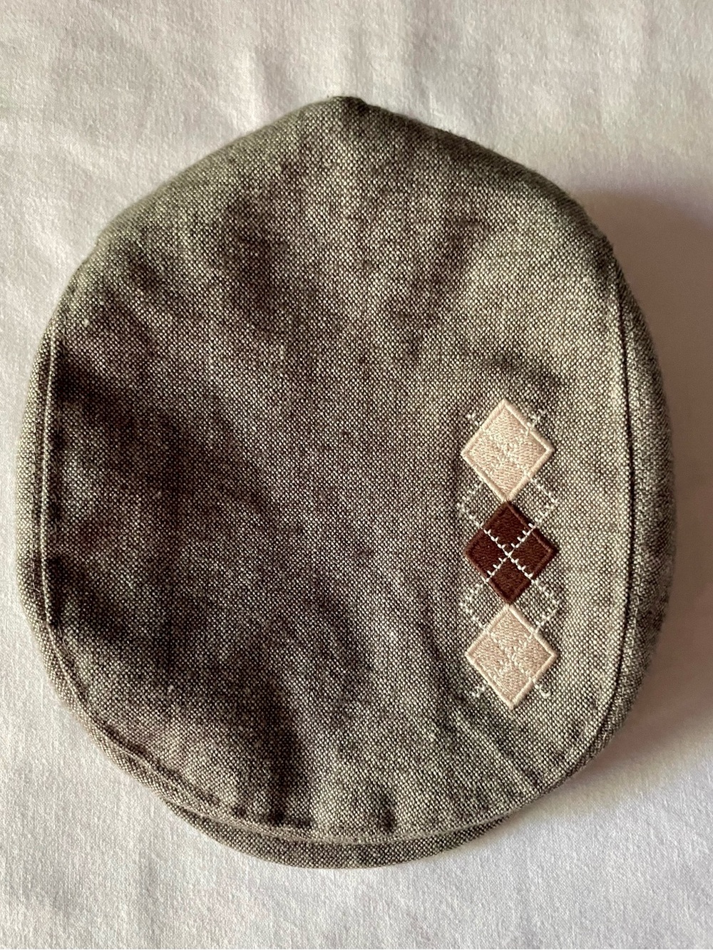 Kid’s FAO Schwartz Neutral Gray Argyle Flat Cap